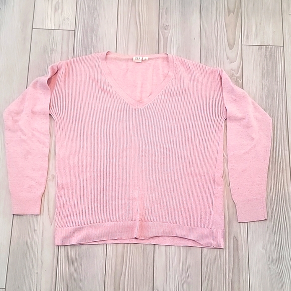 V Neck sweater - Picture 2 of 5